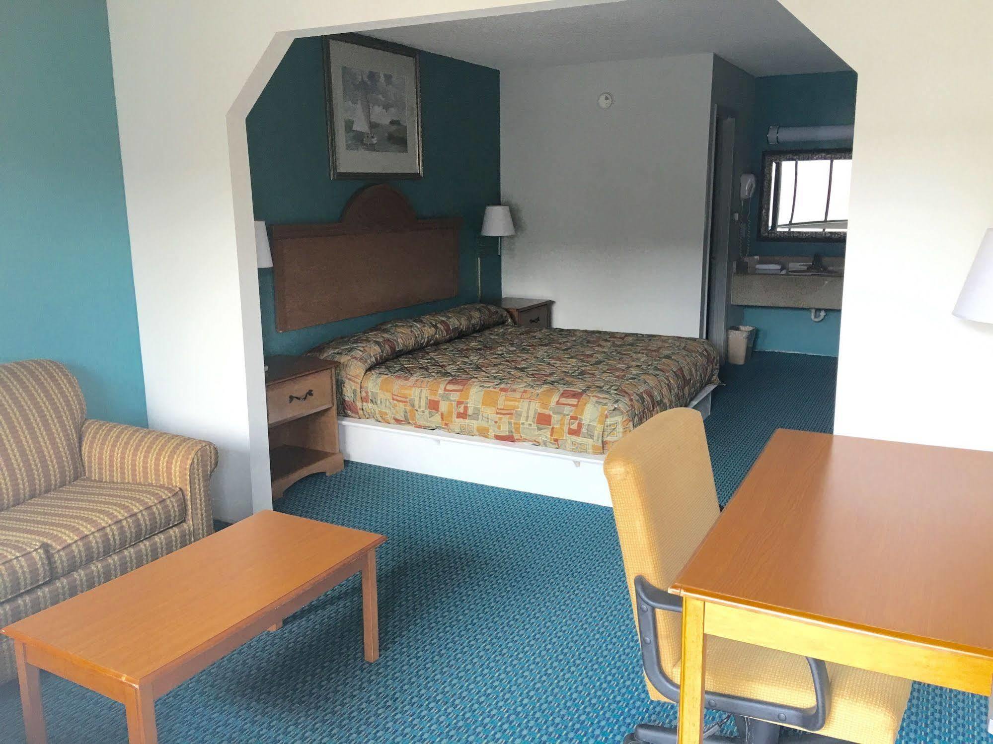 Executive Inn Ferry Pass Bagian luar foto